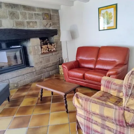 Ty Carbon Proche Des Plages Holiday home